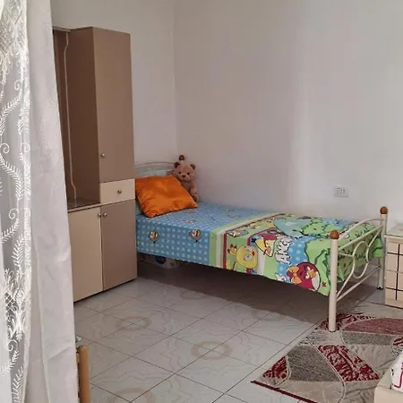 Alloggio in famiglia Dalani *